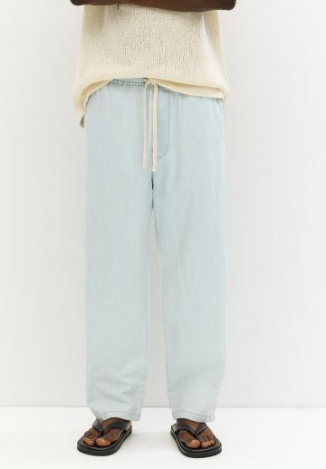 Прямые джинсы