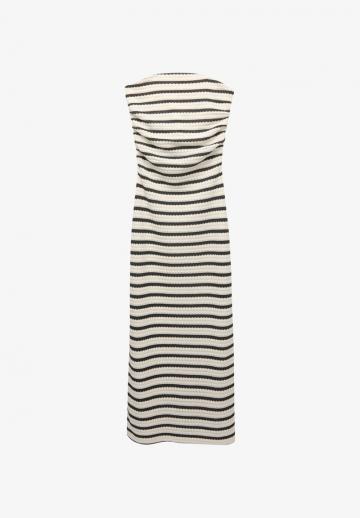 Платье футляр