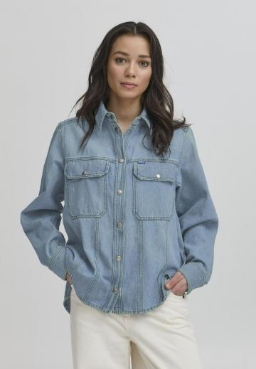 Джинсовая блузка