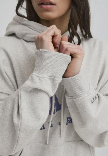 Пуловер с капюшоном