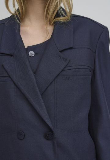 Короткое пальто