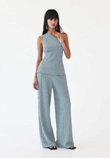 Блузка без рукавов