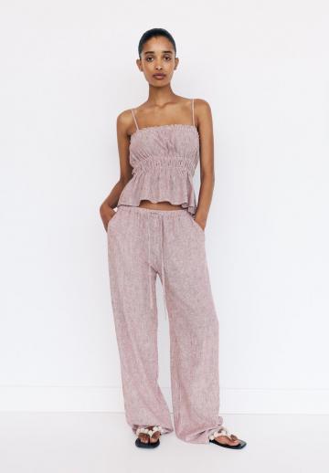 Топ на бретельках