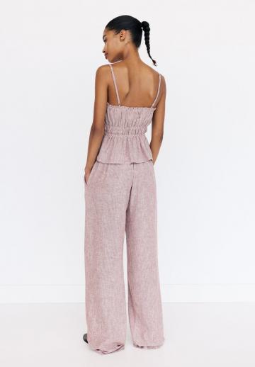 Топ на бретельках