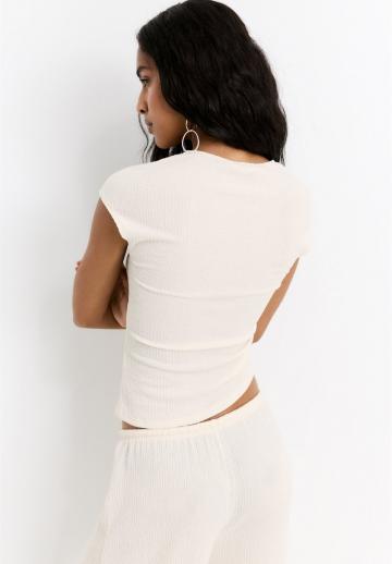 Блузка без рукавов