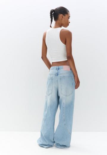 Блузка без рукавов