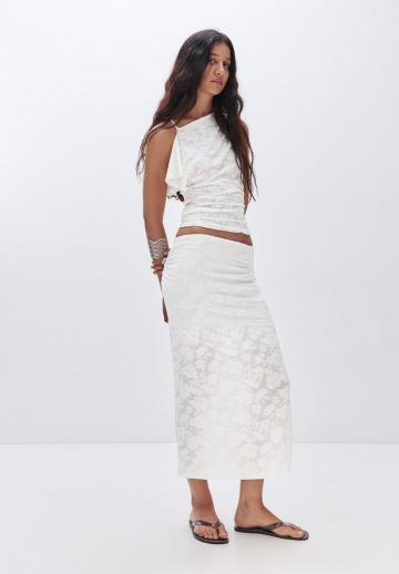 Топ на бретельках