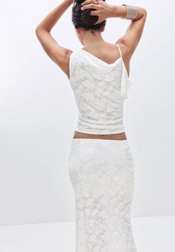 Топ на бретельках