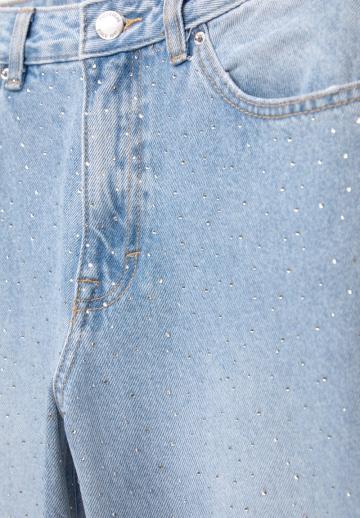 Прямые джинсы