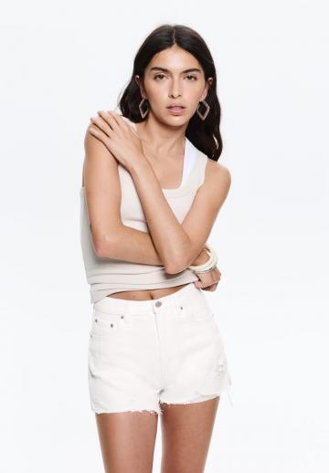 Джинсовые шорты