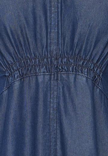 Джинсовое платье