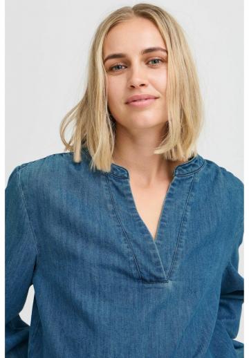 Джинсовая блузка