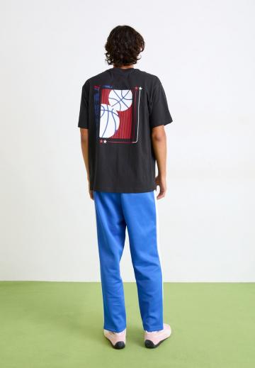 Спортивные штаны