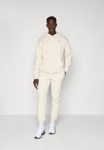 Спортивная кофта