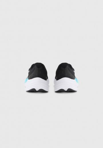 Беговые кроссовки