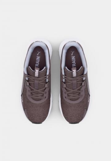 Тренировочные кроссовки