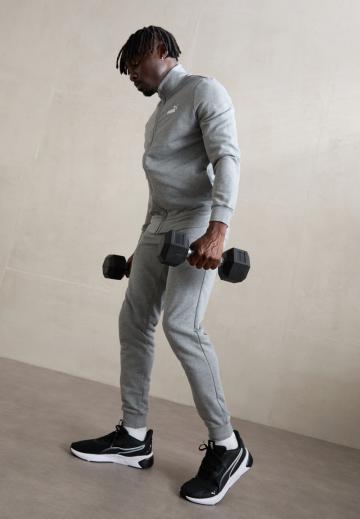 Тренировочные кроссовки