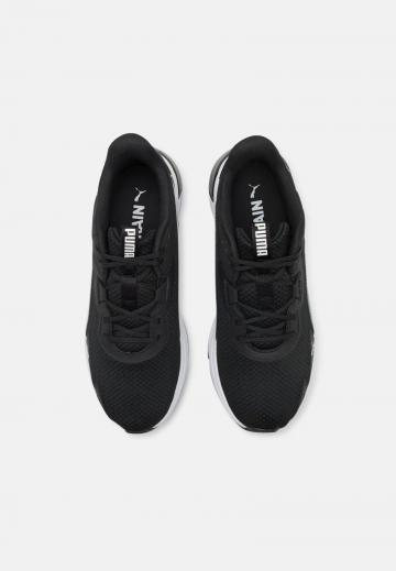 Тренировочные кроссовки