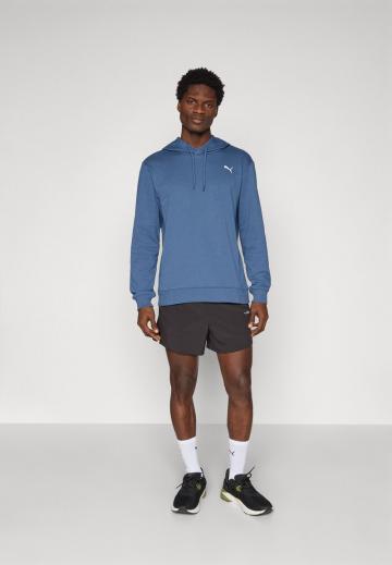 Спортивная кофта