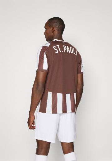 Спортивная форма