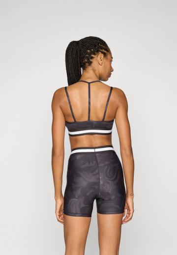 Спортивный бюстгальтер