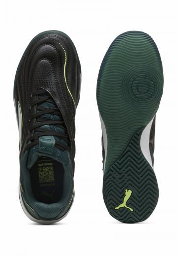 Футбольные бутсы