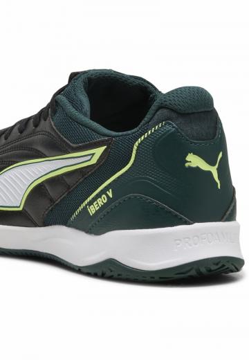 Футбольные бутсы