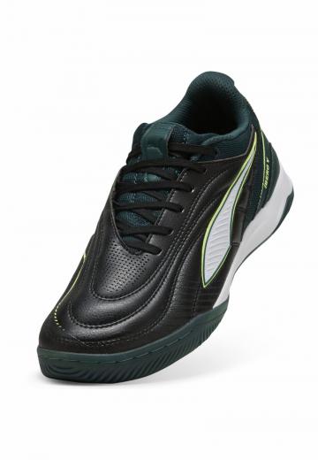 Футбольные бутсы