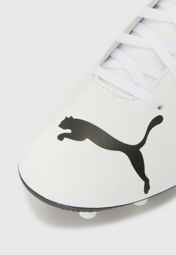 Футбольные бутсы