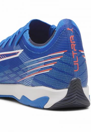 Футбольные бутсы