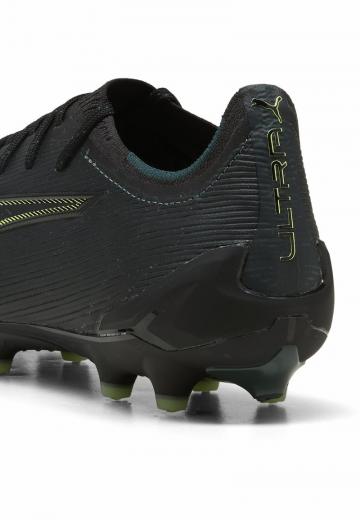 Футбольные бутсы