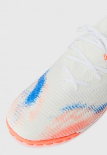 Футбольные бутсы