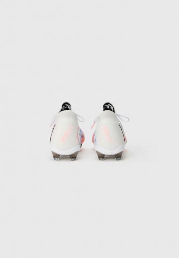 Футбольные бутсы