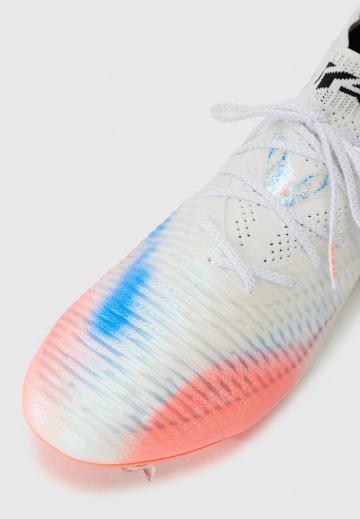 Футбольные бутсы