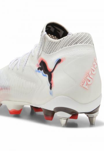 Футбольные бутсы