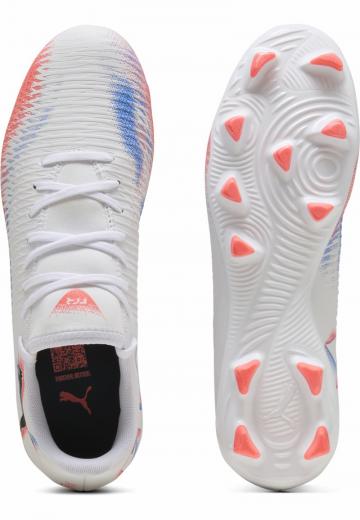 Футбольные бутсы