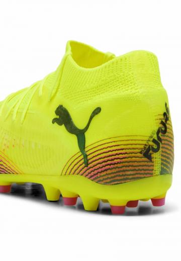 Футбольные бутсы