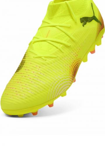 Футбольные бутсы