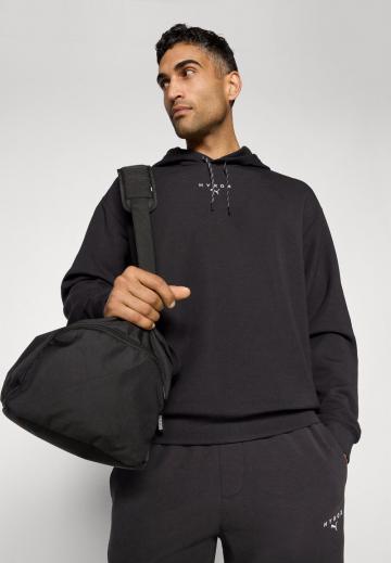 Спортивная кофта