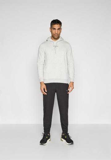 Спортивная кофта