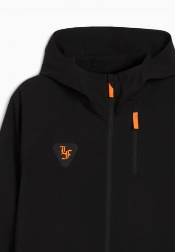 Спортивная куртка