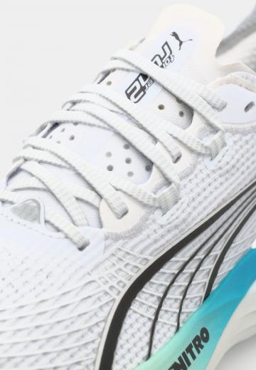 Беговые кроссовки