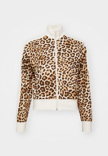 Спортивная куртка