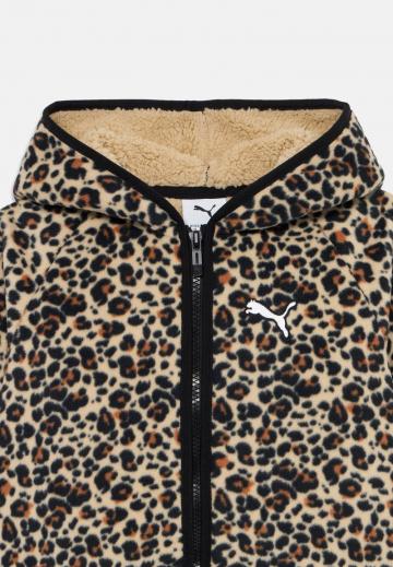 Спортивная куртка