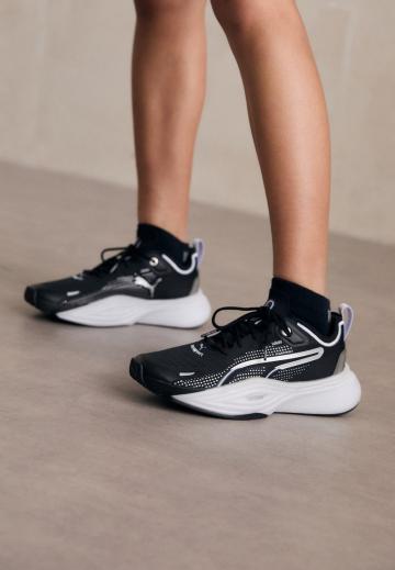 Тренировочные кроссовки