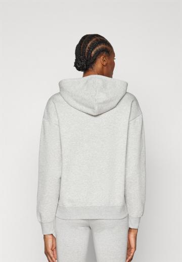 Спортивная толстовка