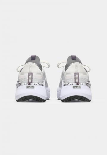 Тренировочные кроссовки