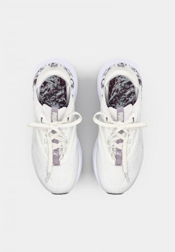 Тренировочные кроссовки