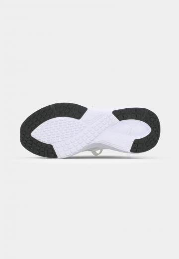 Тренировочные кроссовки