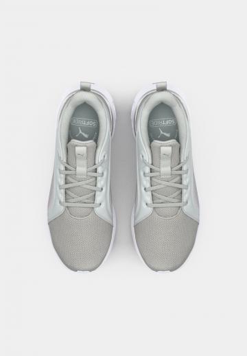 Тренировочные кроссовки